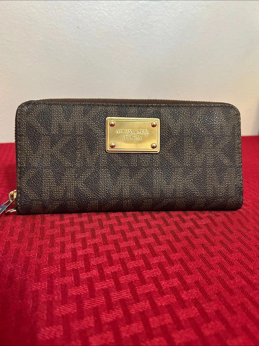Michael Kors Brown Monogram Zip Wallet with Gold Plaque - Picture 1 of 6